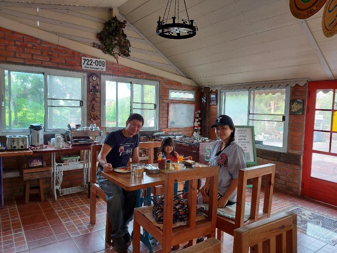 Scenic Riverside Resort Kamphaeng Phet Εξωτερικό φωτογραφία
